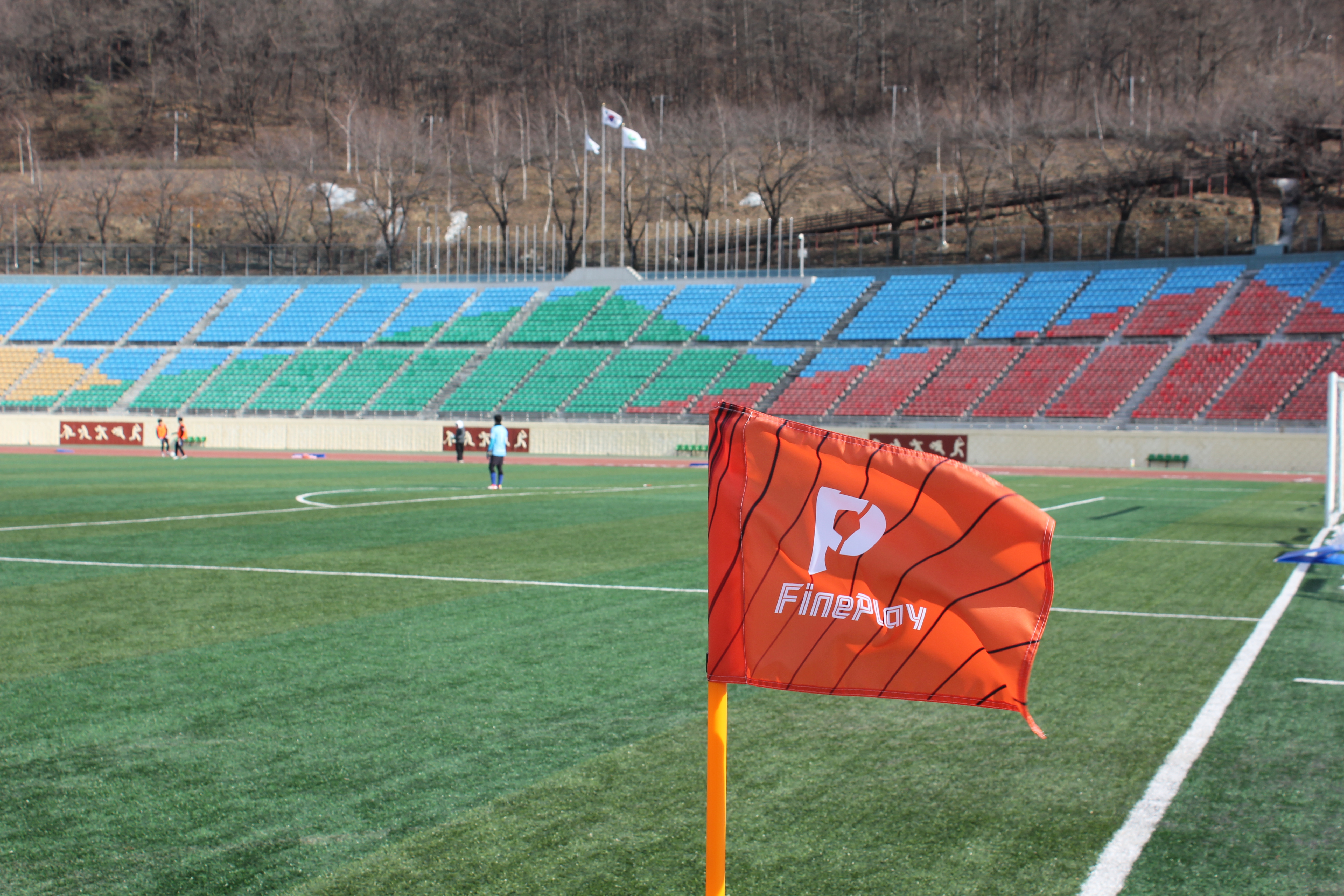 Fine Ludens 회사 소개 히어로 이미지